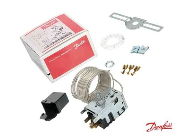 Термостат Danfoss 077B7006 осезател L=2.30 m